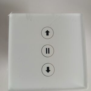 dotykowy panel sterowania roletami/żaluzjaminowoczesny dotykowy panel sterowania roletami/żaluzjami to eleganckie rozwiązanie do inteligentnego domu. minimalistyczny design i szklany panel w kolorze białym doskonale komponują się z każdym wnętrzem, a intuicyjne ikony ułatwiają obsługę. urządzenie umożliwia łatwe sterowanie roletami – podnoszenie, opuszczanie i zatrzymywanie w wybranej pozycji. może być stosowane samodzielnie lub w ramach systemów smart home (w zależności od modelu). typ: panel dotykowy sterowania roletami/żaluzjami kolor: biały, szklany front funkcje: podnoszenie, opuszczanie, zatrzymanie rolet montaż: naścienny zastosowanie: rolety elektryczne, żaluzje, zasłonynowoczesny dotykowy panel sterowania roletami/żaluzjami to eleganckie rozwiązanie do inteligentnego domu. minimalistyczny design i szklany panel w kolorze białym doskonale komponują się z każdym wnętrzem, a intuicyjne ikony ułatwiają obsługę. urządzenie umożliwia łatwe sterowanie roletami – podnoszenie, opuszczanie i zatrzymywanie w wybranej pozycji. może być stosowane samodzielnie lub w ramach systemów smart home (w zależności od modelu). typ: panel dotykowy sterowania roletami/żaluzjami kolor: biały, szklany front funkcje: podnoszenie, opuszczanie, zatrzymanie rolet montaż: naścienny zastosowanie: rolety elektryczne, żaluzje, zasłony